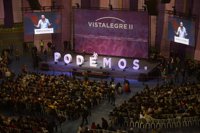 Podemos presume de debate democrático en Vistalegre II frente a "la mafia del PP" que no puede dar lecciones