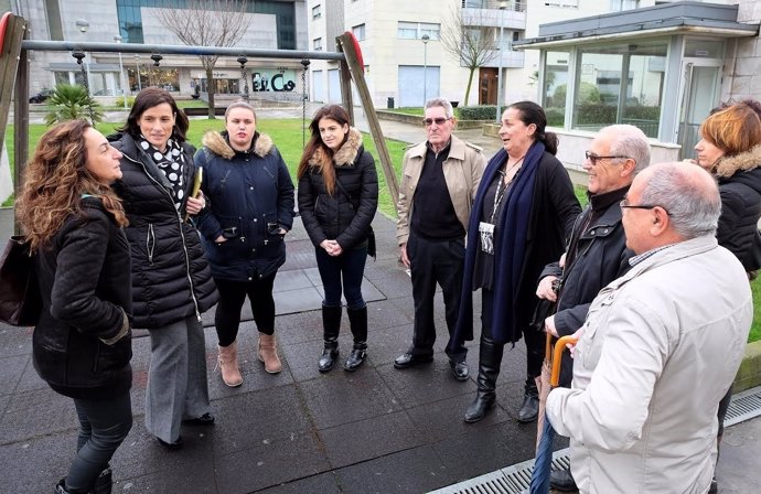 La alcaldesa de Santander, Gema Igual, se reúne con vecinos de Nueva Montaña