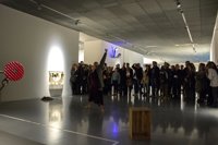 Un centenar de personas disfrutan de la unión de danza y literatura en el Centre Pompidou Málaga