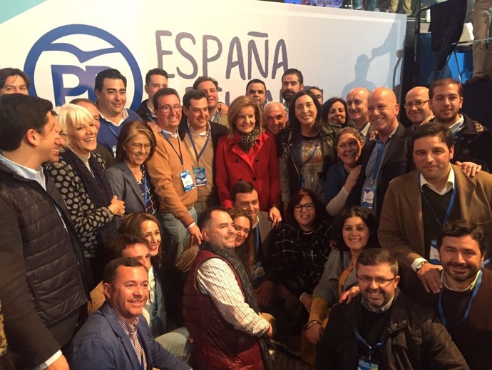 Representantes del PP de Huelva en el Congreso nacional