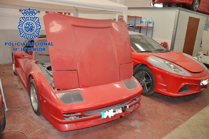 Falsos Ferrari intervinguts a Sils (Girona)