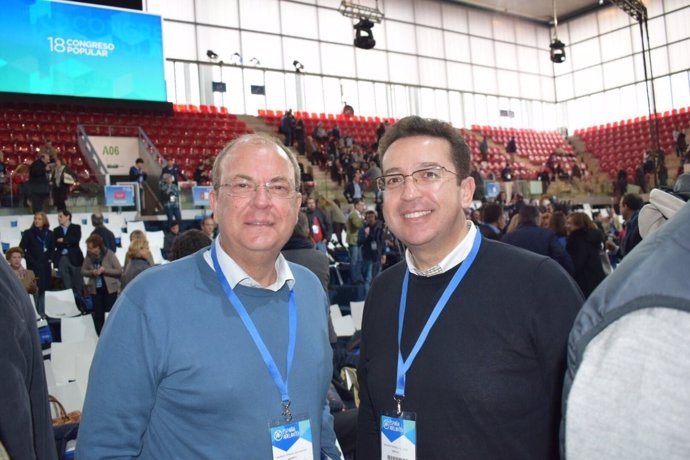 José Antonio Monago y Fernando Manzano en el Congreso del PP