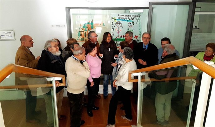 Reunión del PP con comerciantes de la Macarena 