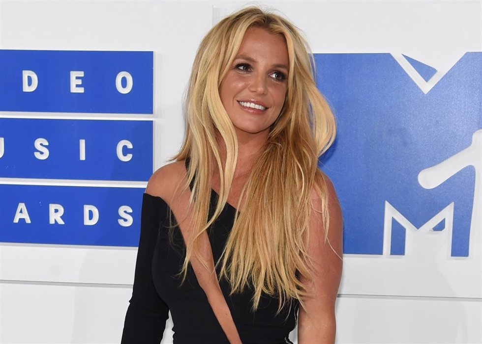 Britney Spears contenta tras ser dada de alta su sobrina Maddie./ Getty Images