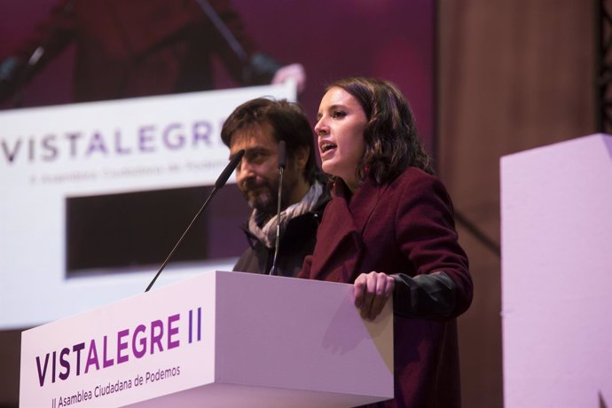 Irene Montero durante la asamblea de Podemos en Vistalegre II
