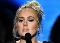 Sombras y luces de Adele en la gala de los Grammy