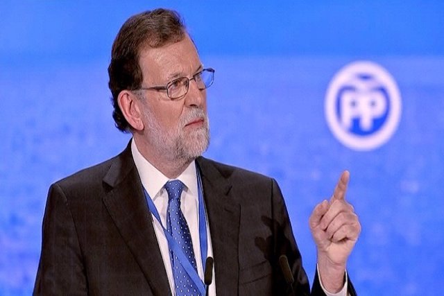 Rajoy: "Rechazamos populismos y los combatimos con la verdad"