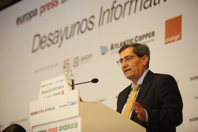 El presidente de la Diputación de Granada, José Entrena.