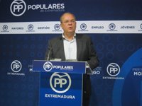 Monago insiste en que es "más necesario que nunca" una remodelación en la Junta de Extremadura