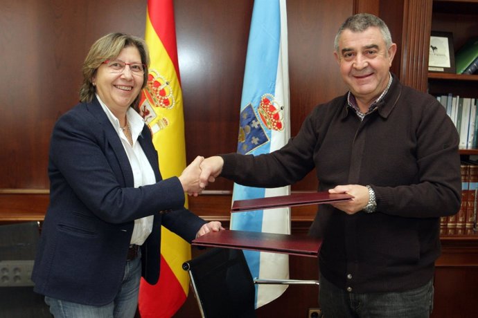 La conselleira do Mar, Rosa Quintana,y Andrés García