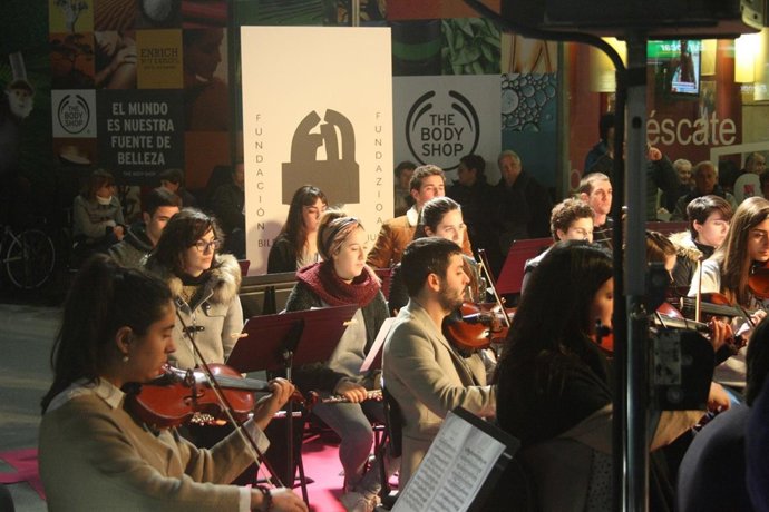 Concierto en la estación de Abando