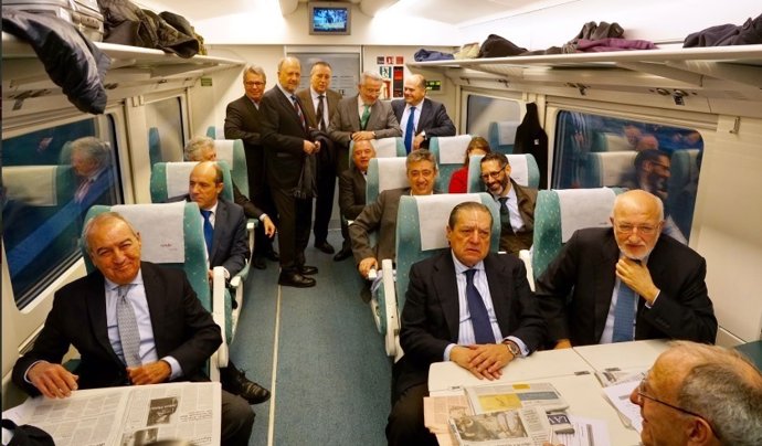 Empresaris valencians en el viatge cap a Tarragona 
