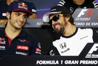 Sainz: "Alonso sigue siendo el piloto de referencia en la F1"