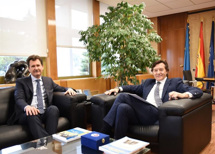 Lete y embajador de Ucrania