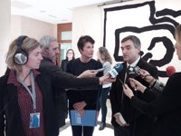 Gobierno vasco destina 150.000 euros a la compra de 2.000 equipos de ropa y alimentos para refugiados acogidos en Europa