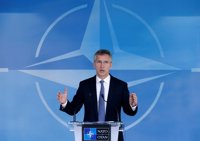Stoltenberg avisa que aumento del 3,8% del gasto en defensa en 2016 de los europeos y Canadá "no es suficiente"