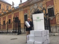 Escuelas Católicas entrega a la Junta más de 350.000 firmas en defensa de la concertada