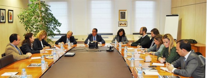  Reunión Mantenida Por El Director General De Tráfico, Gregorio Serrano, Con Dip