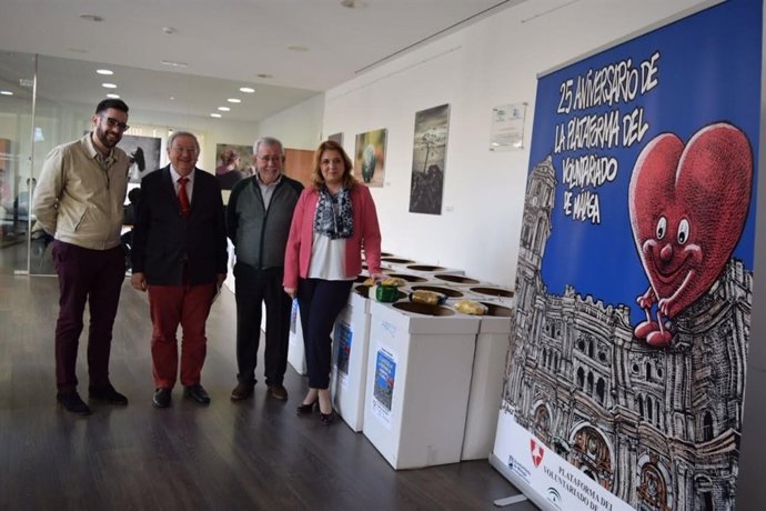 González entrega 2.000 kilos a Bancosol