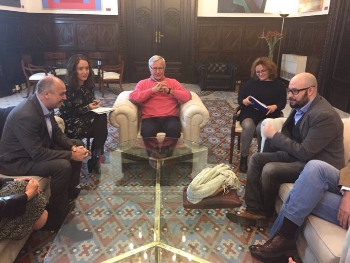 Joan Ribó mantiene una reunión sobre al posibilidad de acoger la Comic Con 