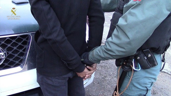 Opc Albacete. Nota De Prensa (Detención De Una Personas Por Robo Y Amenazas).