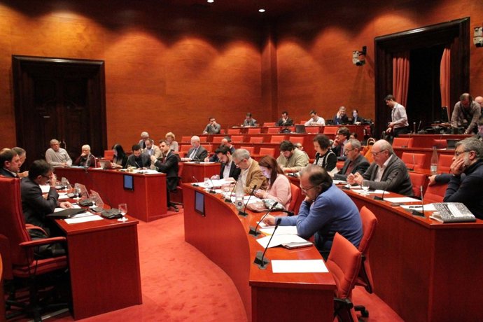 Comissió d'Assumptes Institucionals del Parlament