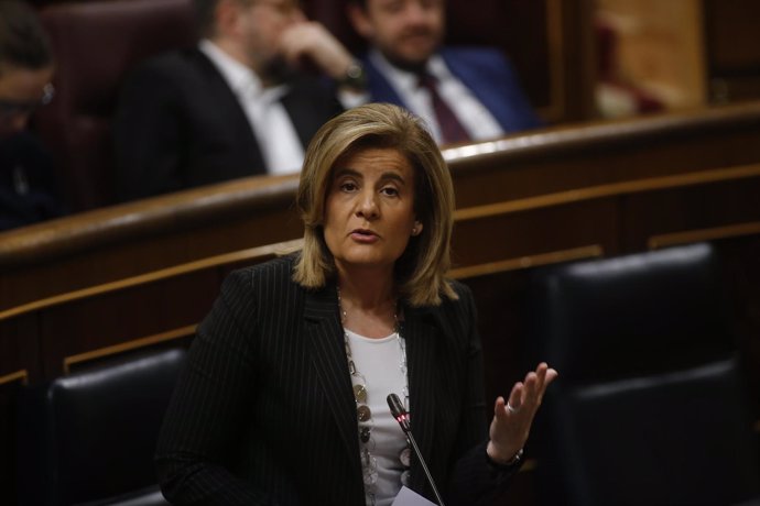 Fátima Báñez en el Congreso