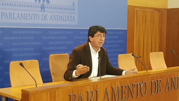 El presidente y portavoz de Cs en el Parlamento andaluz, Juan Marín