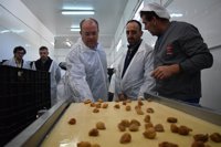 Monago insta a Vara a ponerse "manos a la obra" para sacar a Extremadura de la "cola" en empleo