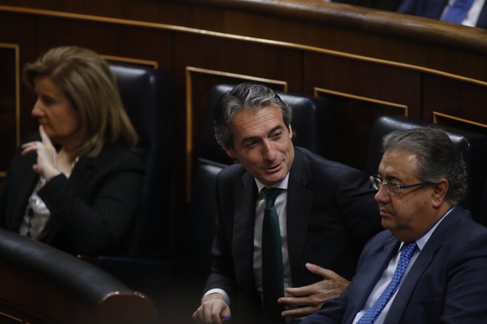 Los ministros Íñigo de la Serna y Juan Ignacio Zoido en el Congreso