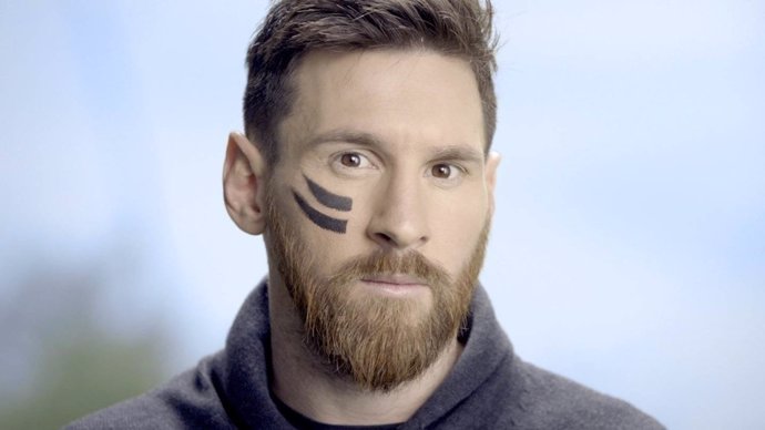 Leo Messi en una campaña contra el cáncer infantil
