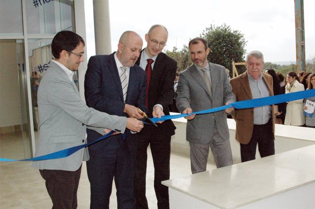 Inauguración de la nueva sede de Labo'Life en Consell