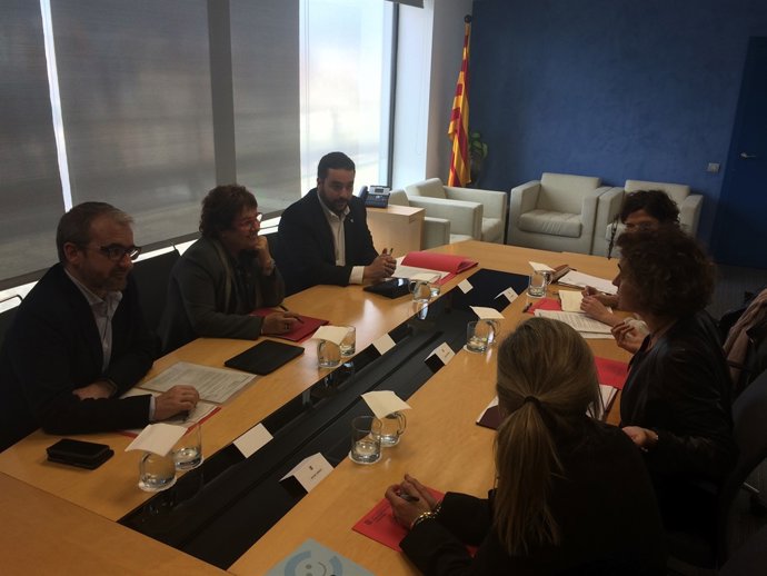 Reunió de la ministra Dolors Montserrat amb la consellera Dolors Bassa
