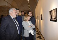 La Diputación de Cádiz acoge la exposición de Canal Sur 'El Carnaval en la piel'