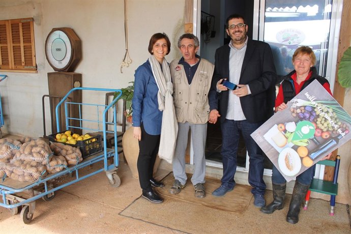 Vidal comprueba 'in situ' la aplicación de Venta Directa