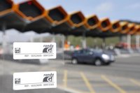 Abertis distribuye dispositivos de paso en el tramo de la AP-7 entre Fornells de la Selva y Vilademuls