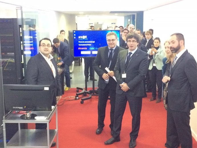  Carles Puigdemont i Baltasar Pozuelo durant la prova de 5G