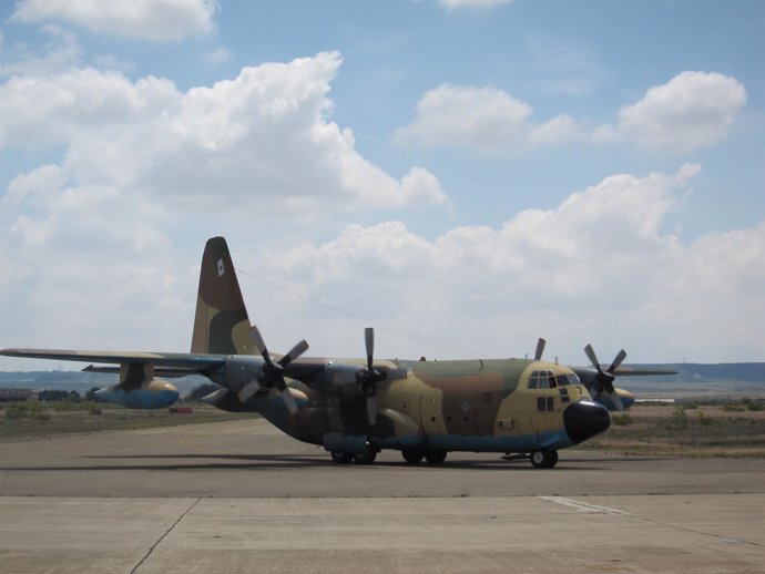 Avión Hércules en la Base Aérea Zaragoza