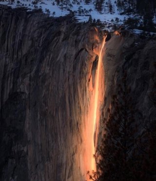 Cascada de Horstail, en el parque nacional de Yosemite, California