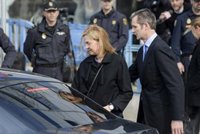 Nóos.- La infanta Cristina responsable civil de 265.000 euros e Iñaki Urdangarín condenado a 6 años y 3 meses