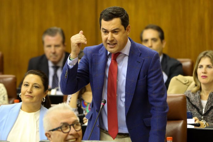 Juanma Moreno, en su pregunta en el Parlamento a la presidenta