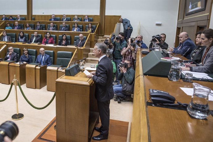 Iñigo Urkullu en el Parlamento vasco