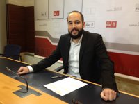 El PSOE califica de "indignante" que el PP hable de barracones "cuando han sido su seña de identidad"