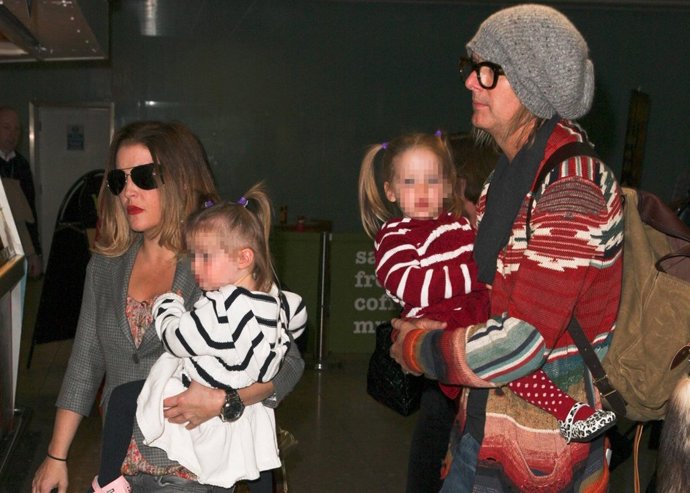 La nietas de Elvis Presley, bajo custodia de los servicios sociales./ Cordon