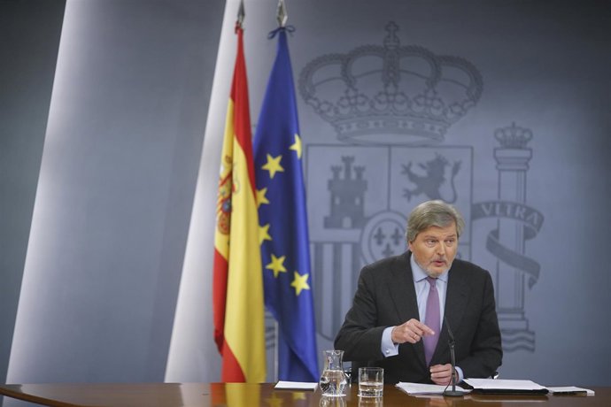 Rueda de prensa de Íñigo Méndez de Vigo tras el Consejo de Ministros