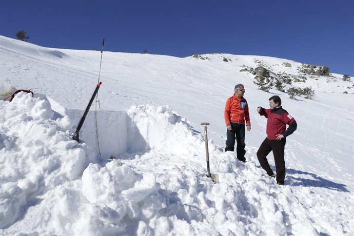 Fotos Y Audios Que Acompañan A La Nota Ya Enviada: La Comunidad De Madrid Contro