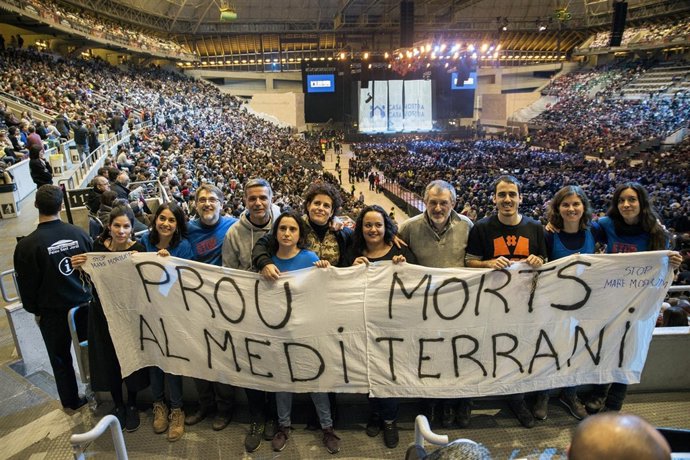 Concierto por los refugiados en el Palau Sant Jordi de Barcelona