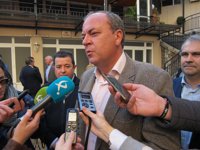 Monago dice que "habría un antes y un después" entre PP y Junta si prospera una moción de censura a Fragoso en Badajoz