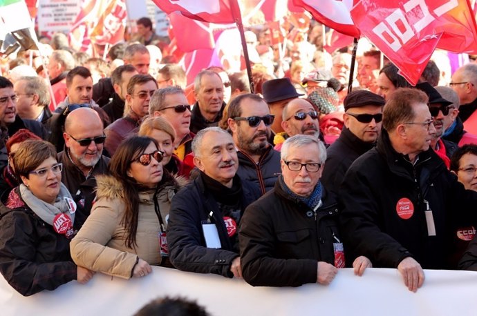 Álvarez y Toxo durante la manifestación sindical