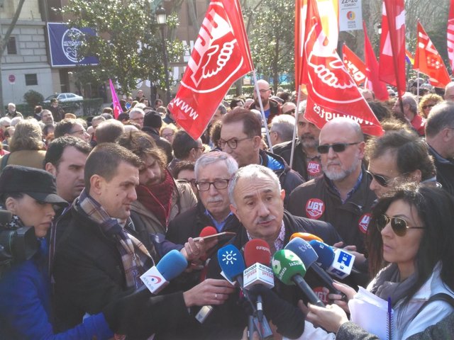 Los secretarios generales de UGT y CCOO, Pepe Álvarez e Ignacio Fernández Toxo.